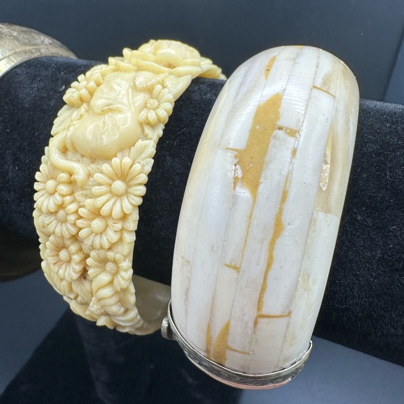 Vintage flowers bracelet for four - Picture 3 of 11